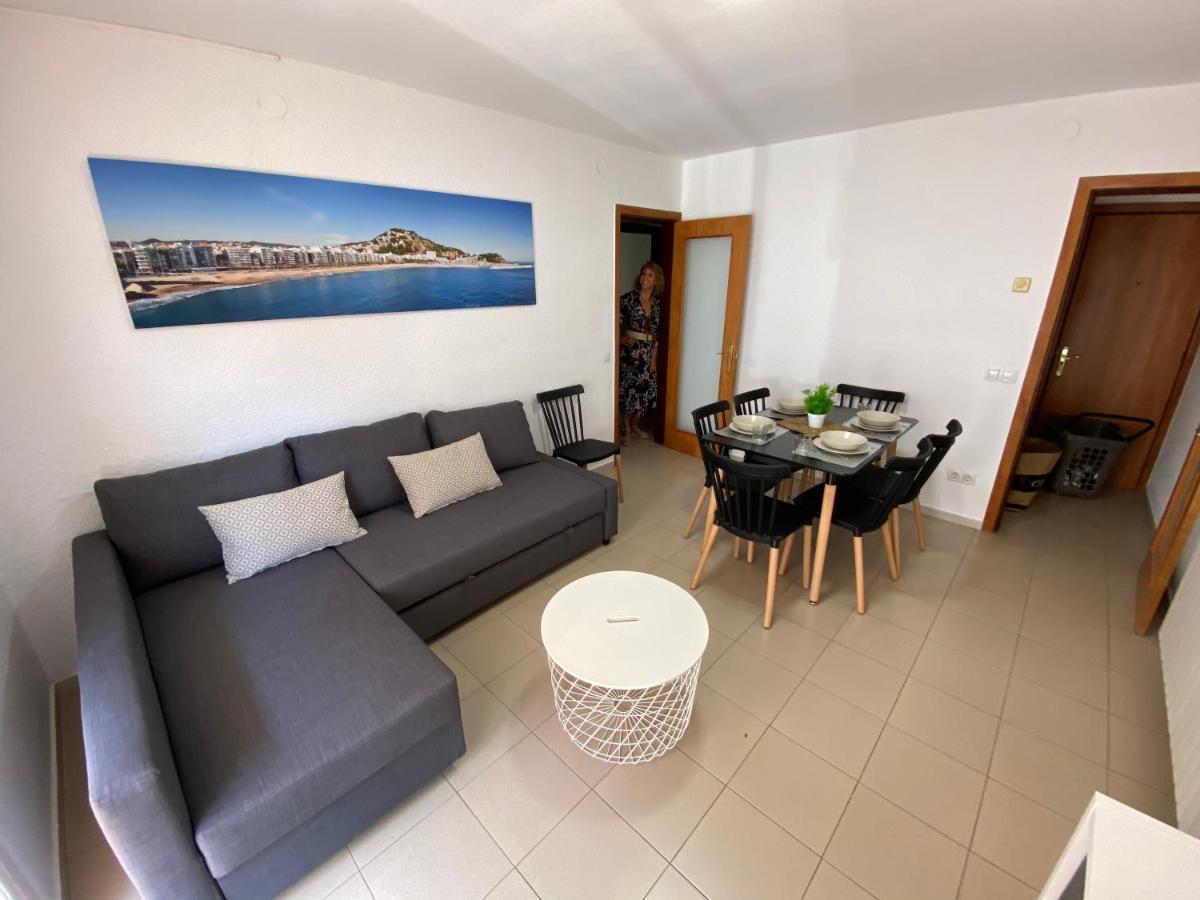 Apartamentos Ar Isern Бланес Экстерьер фото