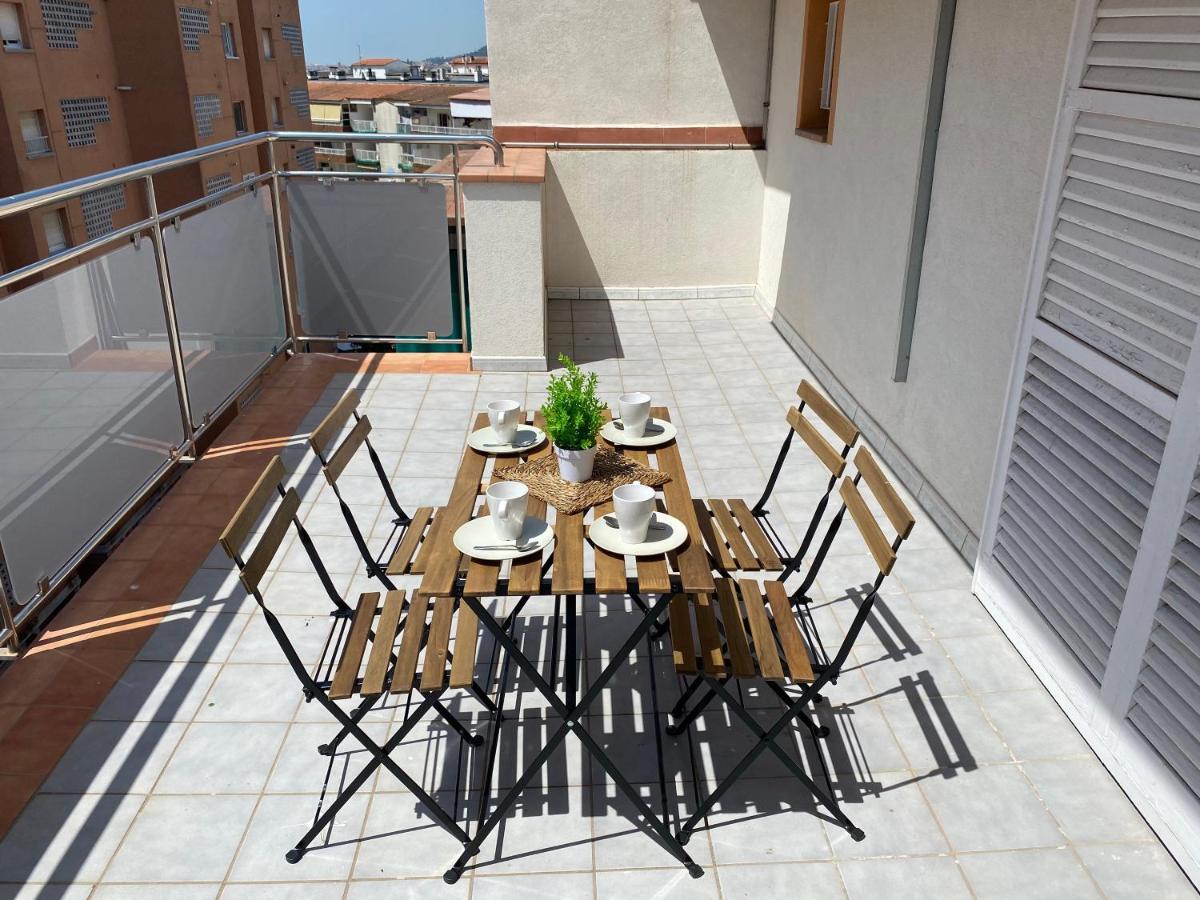 Apartamentos Ar Isern Бланес Экстерьер фото