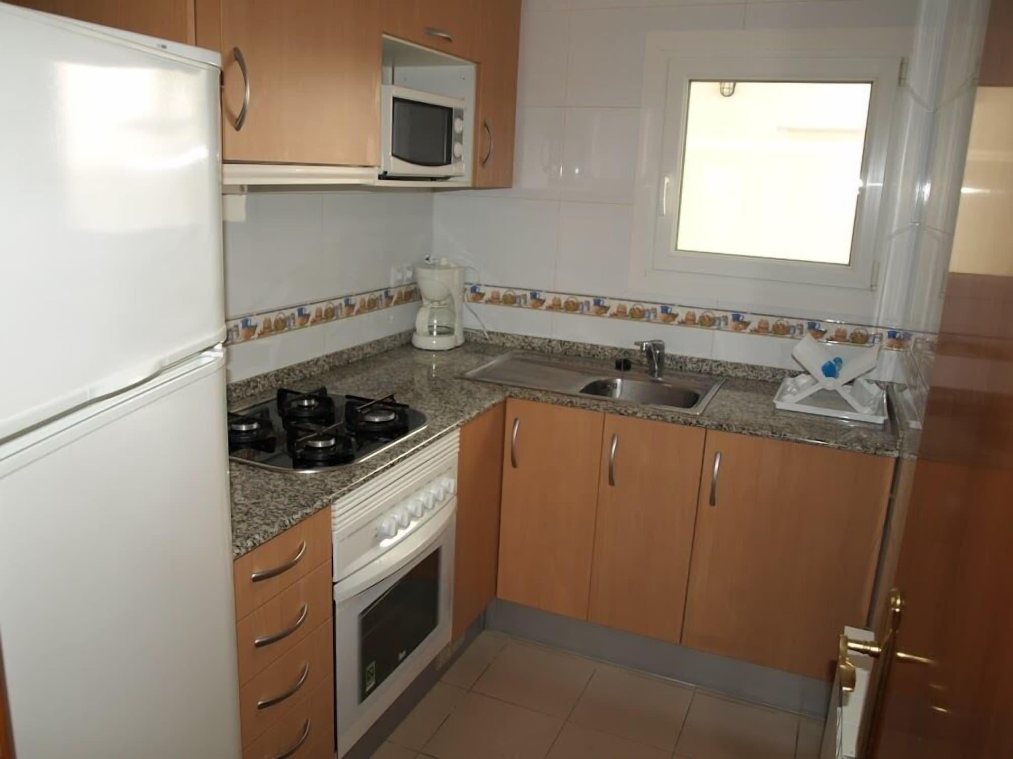 Apartamentos Ar Isern Бланес Экстерьер фото